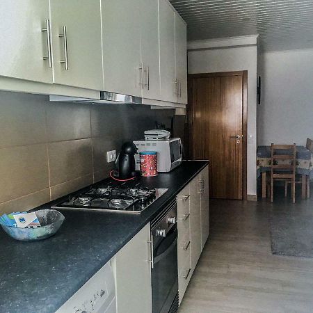 Canos Verdes Apartment II أنغرا دو إِراويزو المظهر الخارجي الصورة
